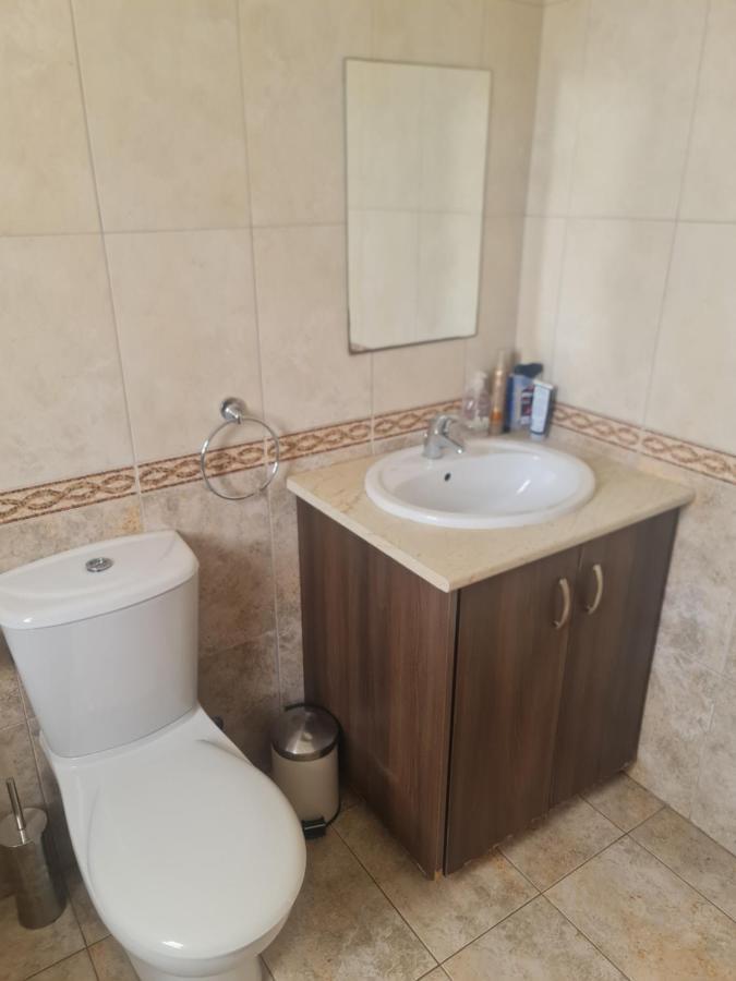 Apartmán Top Floor 1 Bdrm Aprtrmnt Dromolaxia Exteriér fotografie